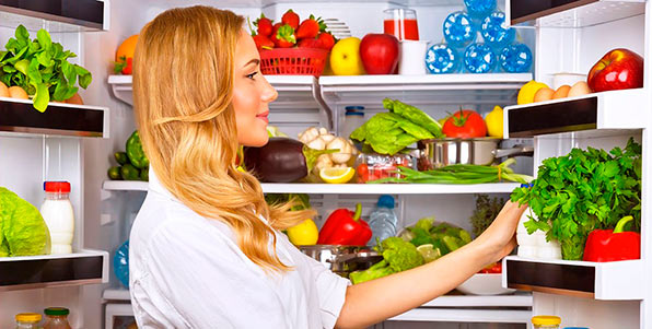 продукты в холодильнике